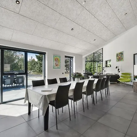 Luxurious Home In Blavand With Sauna Blåvand