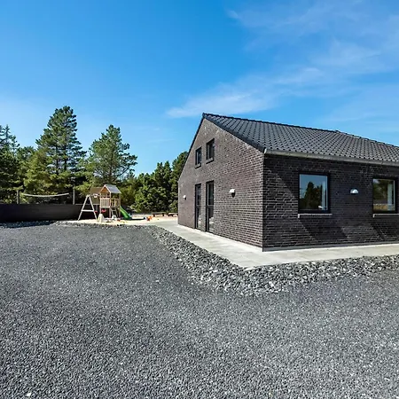 Casa vacanze In With Kitchen Blåvand